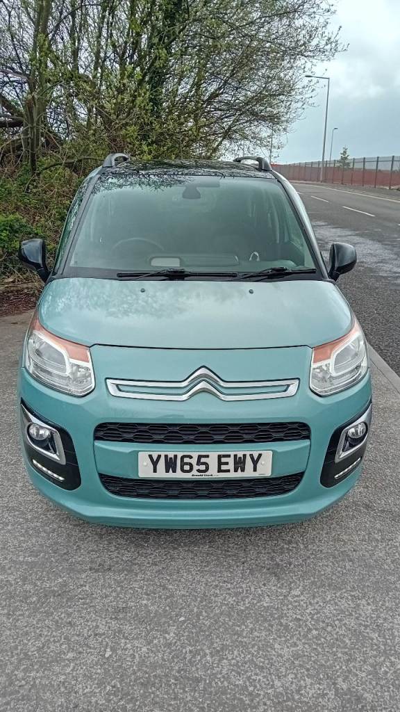 2016 Citreon c3 picasso, bluehdi platinum, manual, £20 road tax 