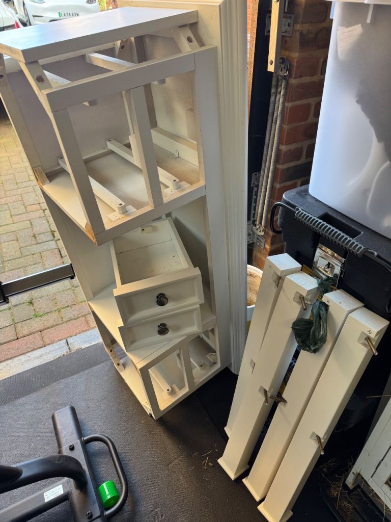 Ladies/childs dressing table