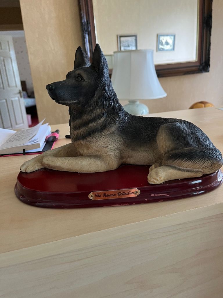 German Shepherd Dog Figurine – The Fuliana Collection