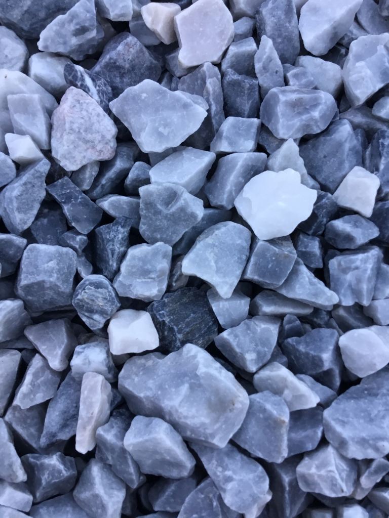 Bulk bags of 20 mm ice blue quartz garden and driveway chips/ gravel/ stones 