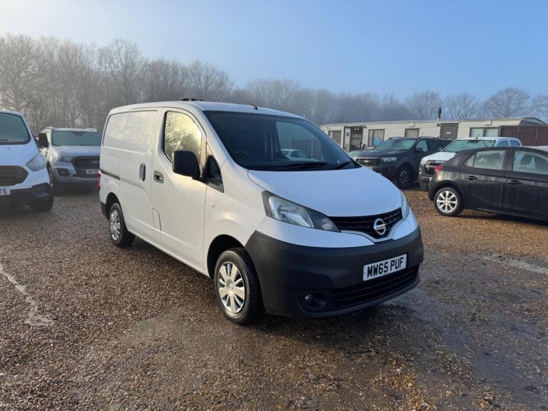 2015 Nissan NV200 1.5 dCi Acenta Van CAR DERIVED VAN DIESEL Manual