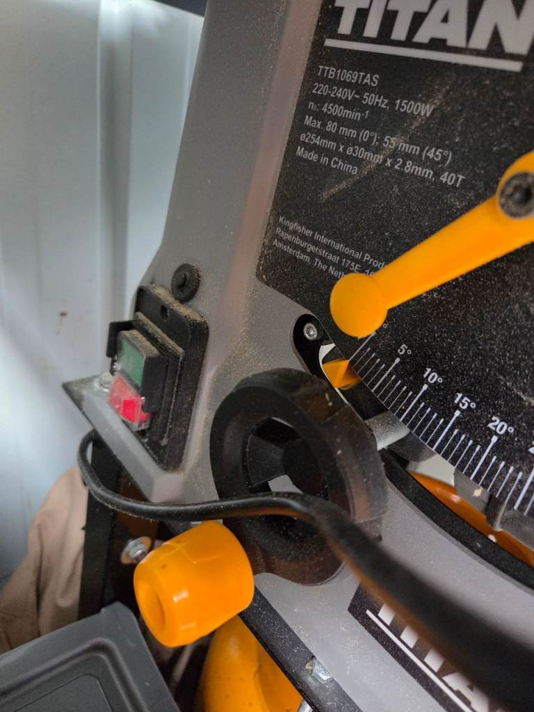 TITAN TTB1559TAS Table Saw – Good Condition