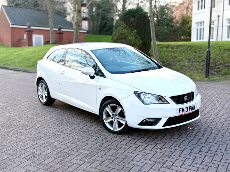 Seat, IBIZA, Hatchback, 2013, Manual, 1390 (cc), 3 doors