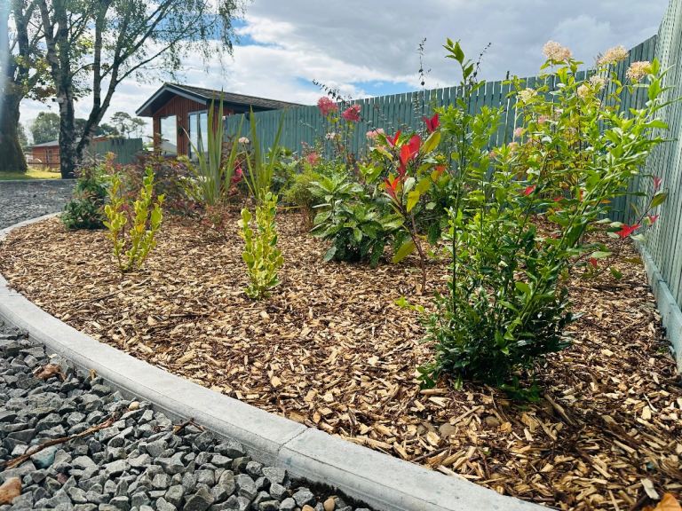 PART BUILT LUXURY LODGE PUT YOUR OWN STAMP ON IT 