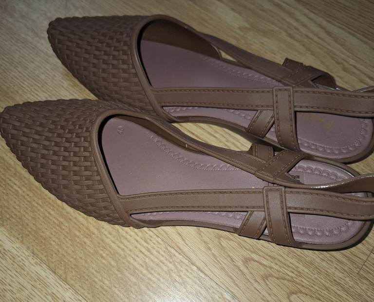 Comfy sandals