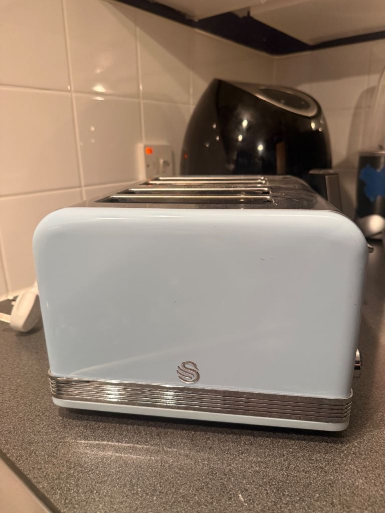 Swan Retro 4 Slice Toaster