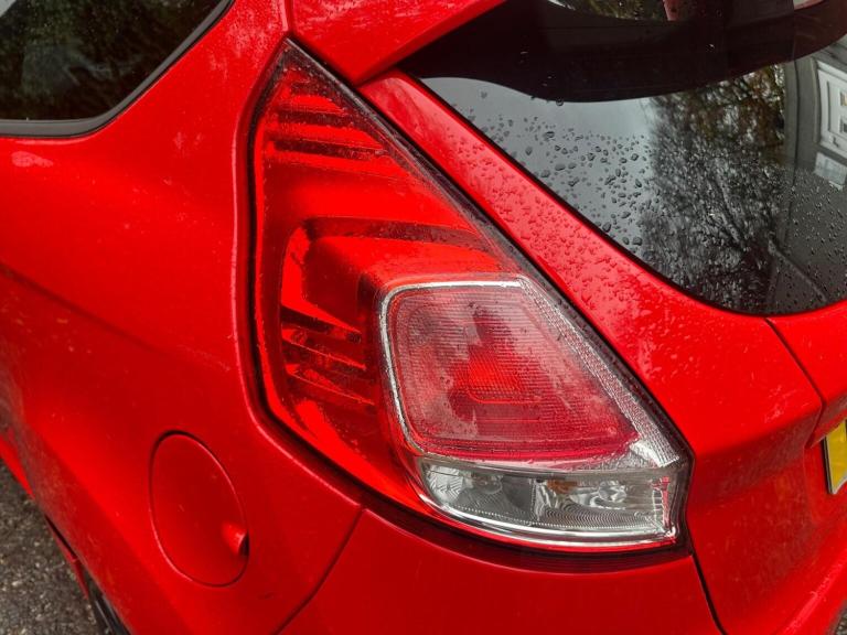 FORD FIESTA 1.0T EcoBoost Zetec S Red Edition Euro 6 (s/s) 3dr 2015