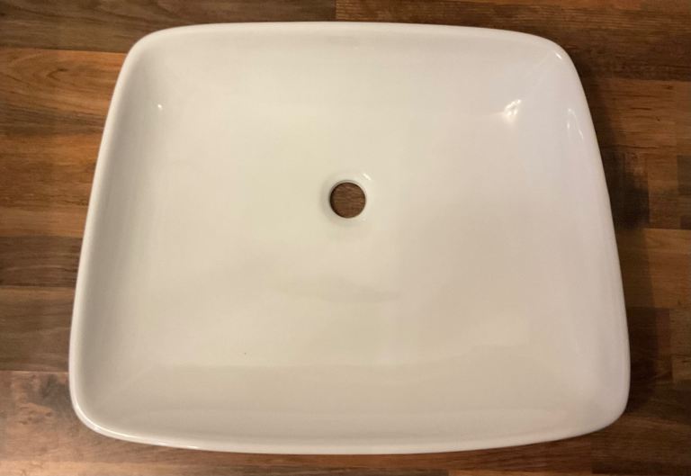 Statement counter top basin Stunning 