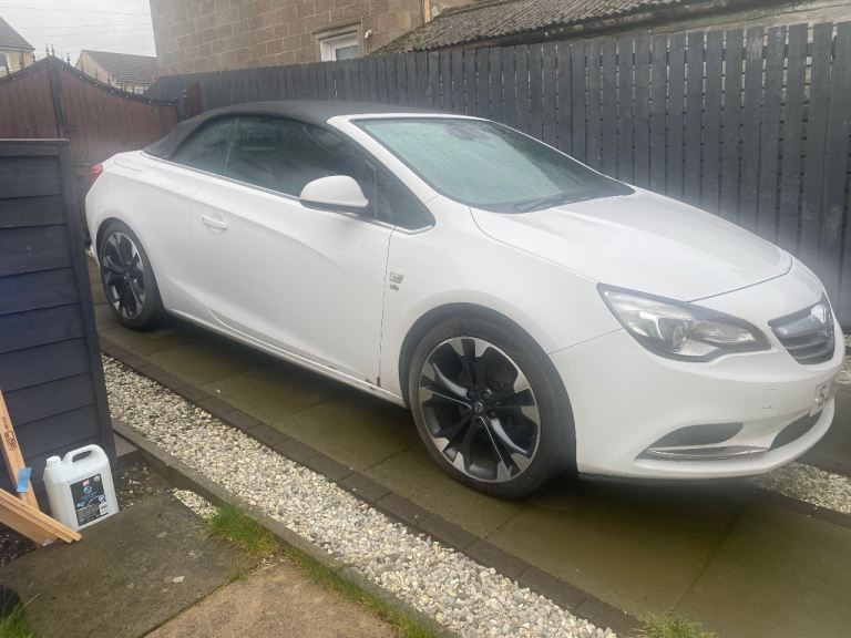 Vauxhall, CASCADA, Convertible, 2016, 1956 (cc), elite model damage repairable 