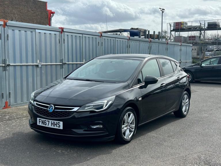 2018 Vauxhall Astra DESIGN CDTI ECOTEC S/S APPLE CARPLAY ULEZ COMPLIANT Hatchback Diesel Manual