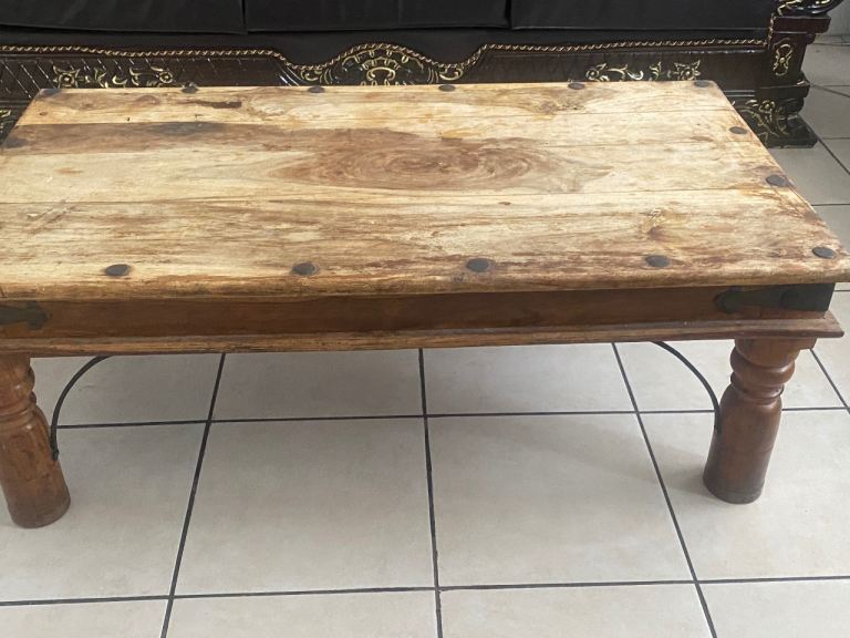 Oak wood table 