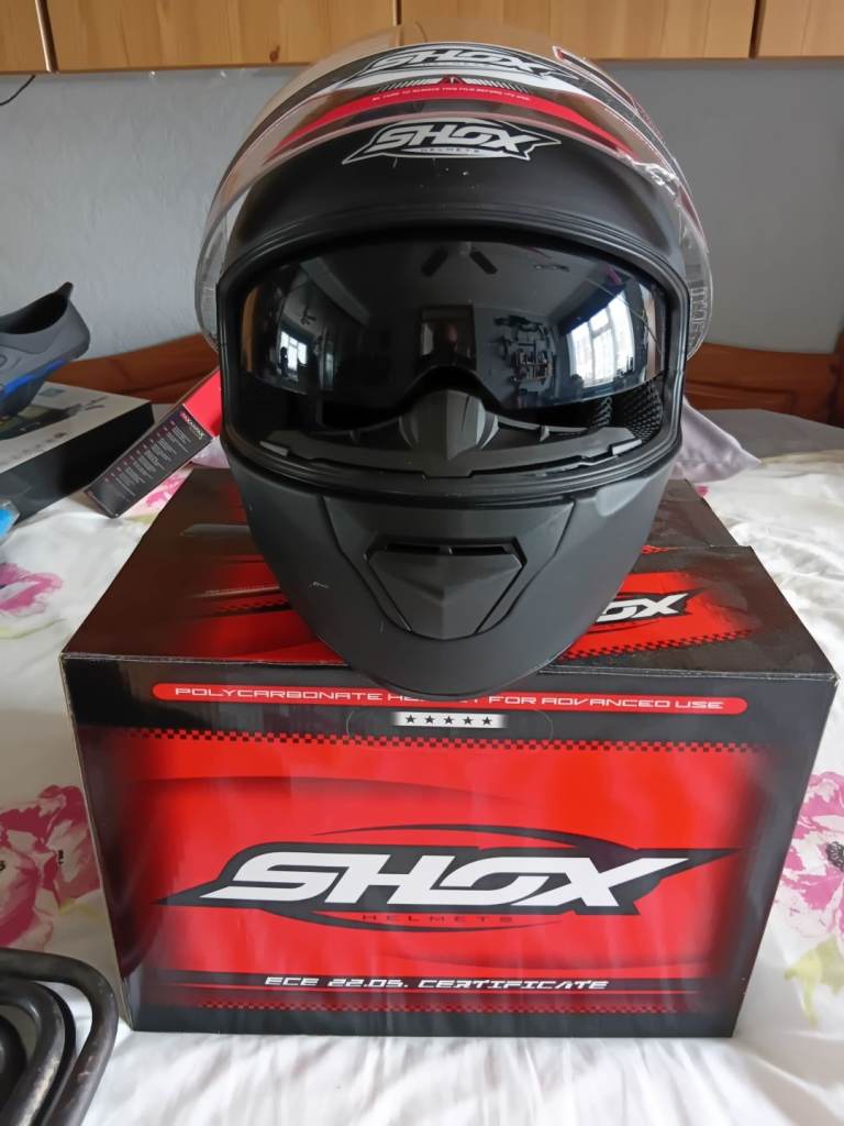 Crash helmet