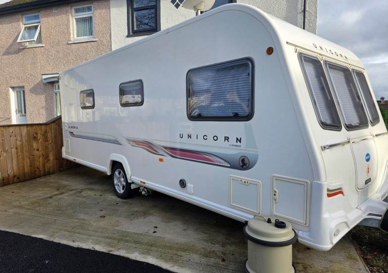 2011 bailey unicorn almeria fixed bed mover all season awning alde wet central heating
