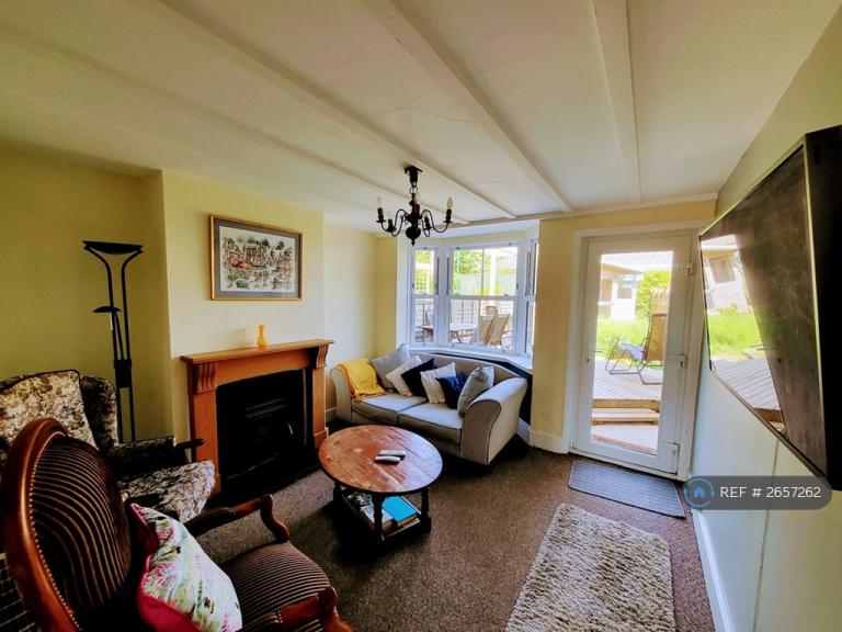 2 bedroom house in Windgrove Cottages, Battle, TN33 (2 bed) (#2657262)