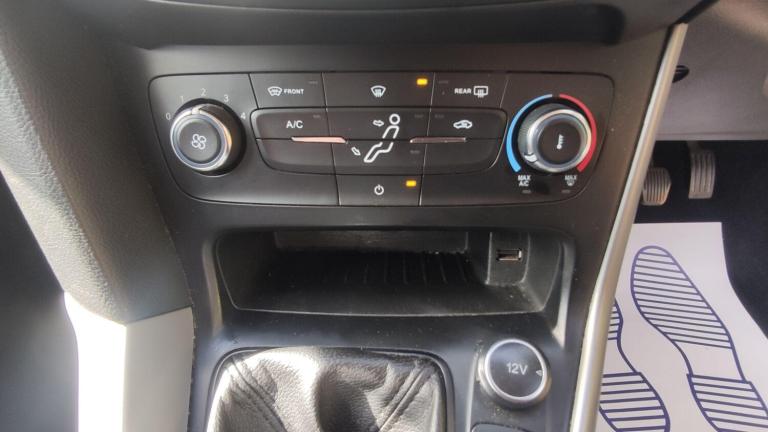  Ford Focus 1.5 TDCi Zetec Edition Euro 6 (s/s) 5dr Diesel Manual