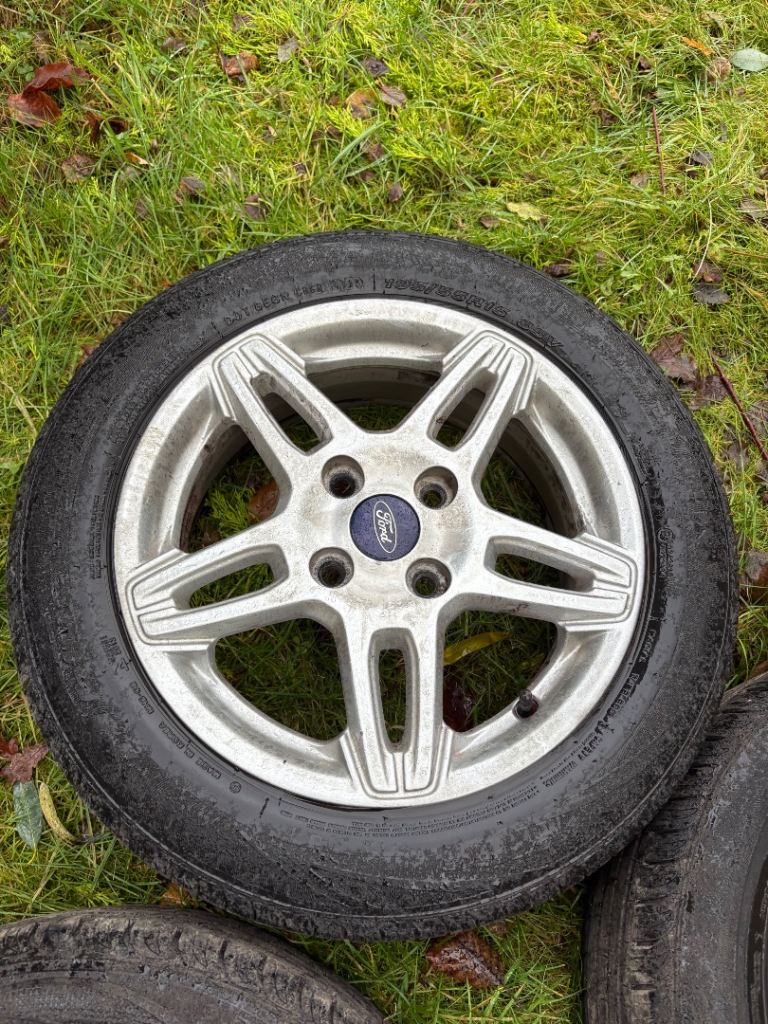 15” 4x108 Ford fiesta zetec ecoboost spoke alloy wheels alloys with tyres Mk8