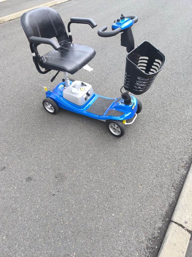 Mobility scooter with lithium battery  can deliver 