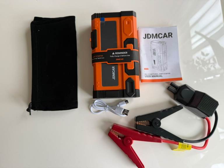 Car jump starter power pack 
