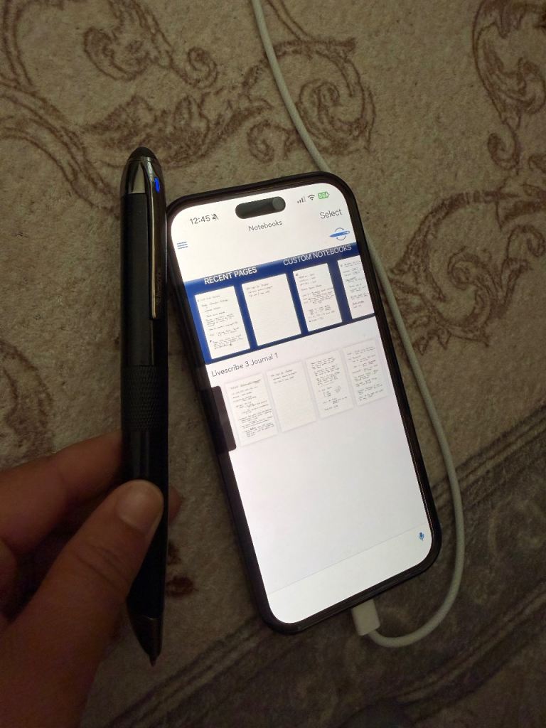Livescribe Smartpen with Notebook – Good Condition