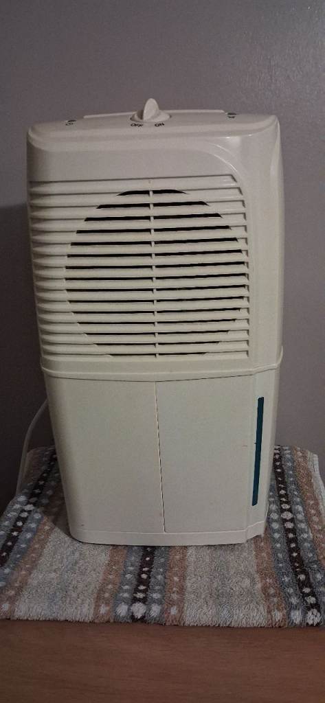 10L Argos Dehumidifier 