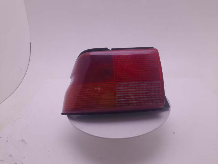 Ford Escort Tail Light Rear Lamp N/S 1995-2002 5 Door Hatchback Lh 1052434