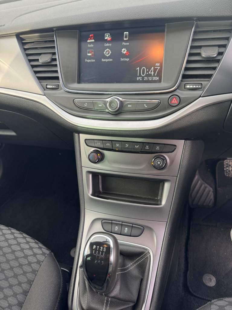VAUXHALL ASTRA 1.6 CDTi ecoTEC BlueInjection Tech Line Nav 2019