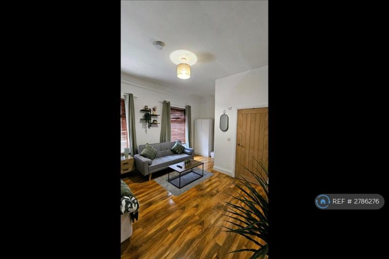 1 bedroom in Prescot Road, St Helens, WA10 (#2786276)