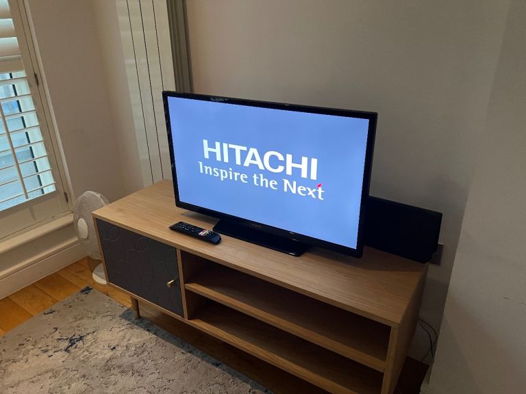 Hitachi Smart TV with Remote - Good Condition