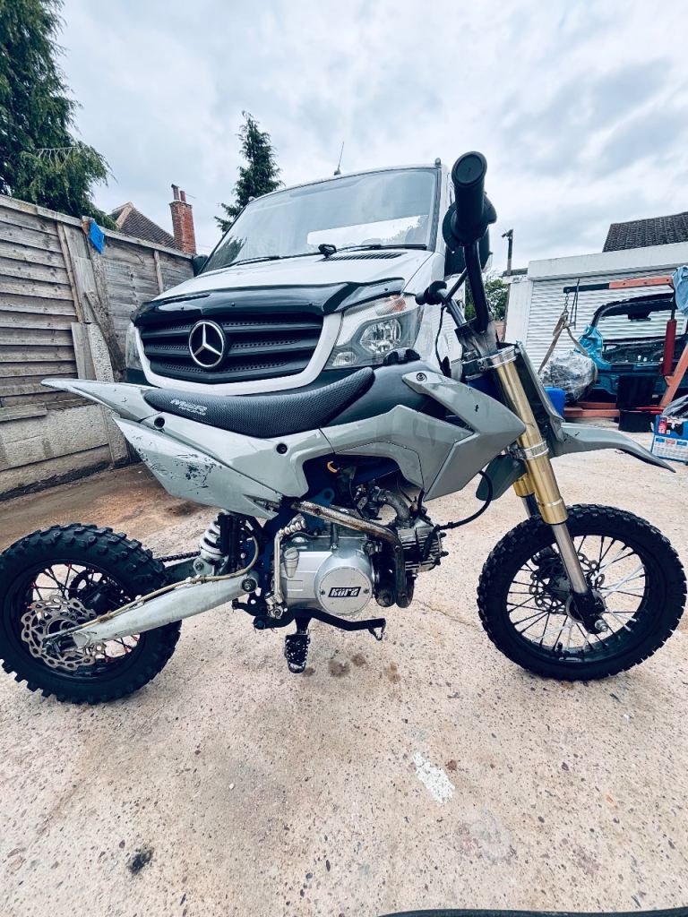 m2r 125cc pitbike