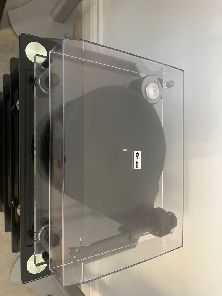 Pro-Ject 6 PerspeX SB Turntable