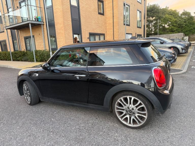Selling my Mini Cooper