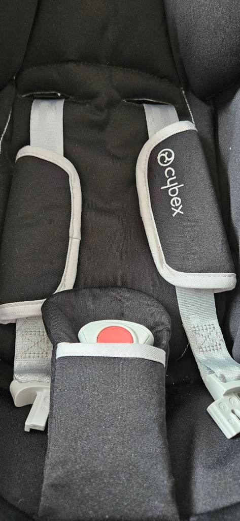Cybex Aton B2 i-Size Infant Carrier Car Seat with Isofix Base