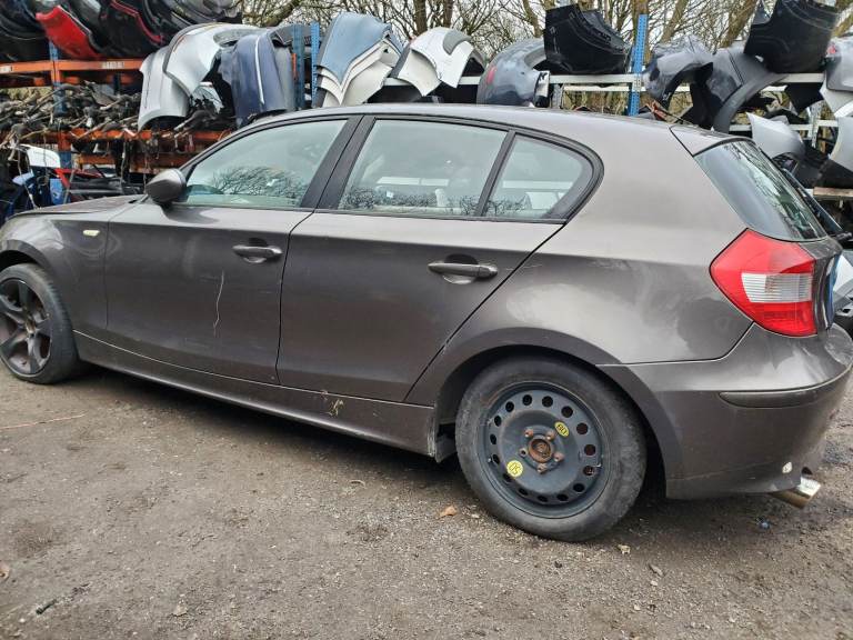 BREAKING / PARTS for: BMW 1 2004-11	2.0d , colour: 	HAVANA MET	, engine: 204D4