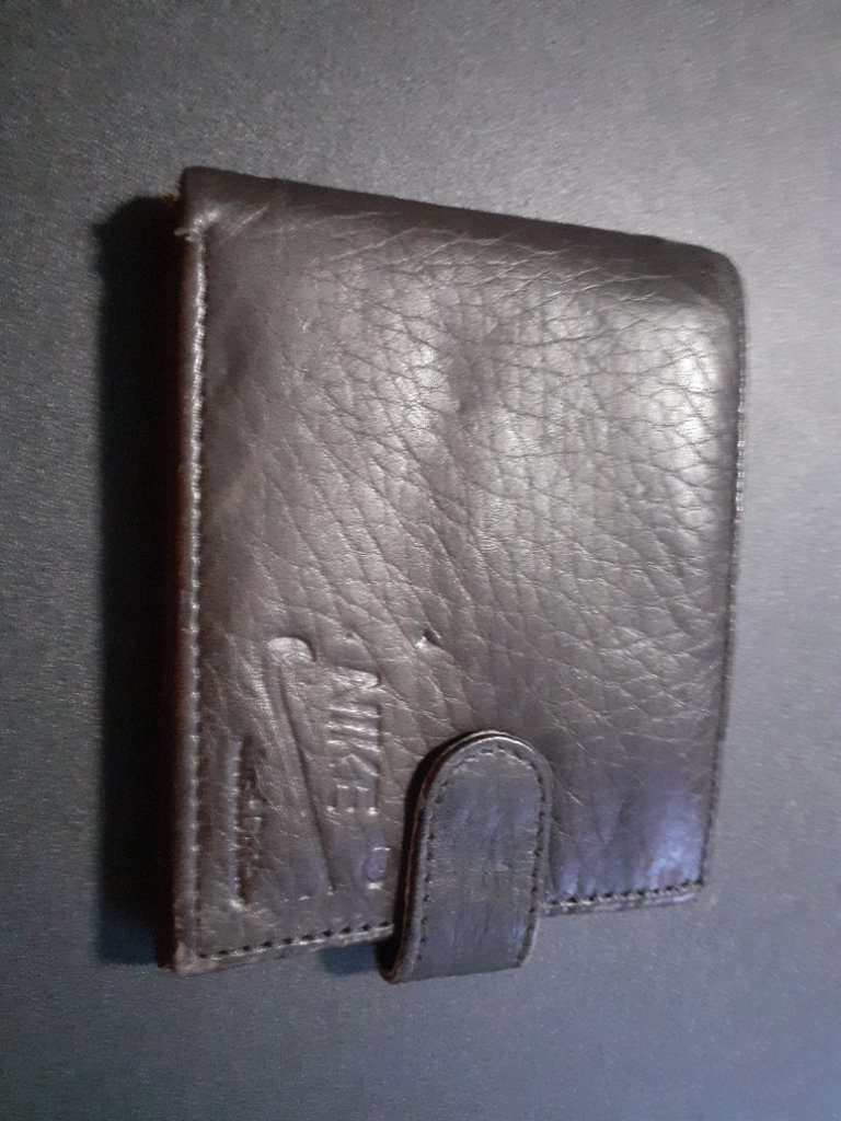 Wallet unbranded