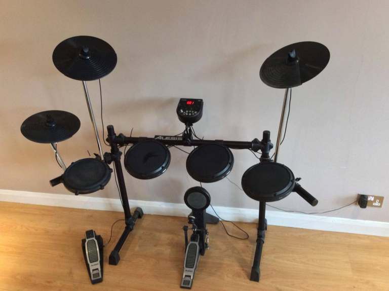 Alesis DM6 Electronic Drumkit