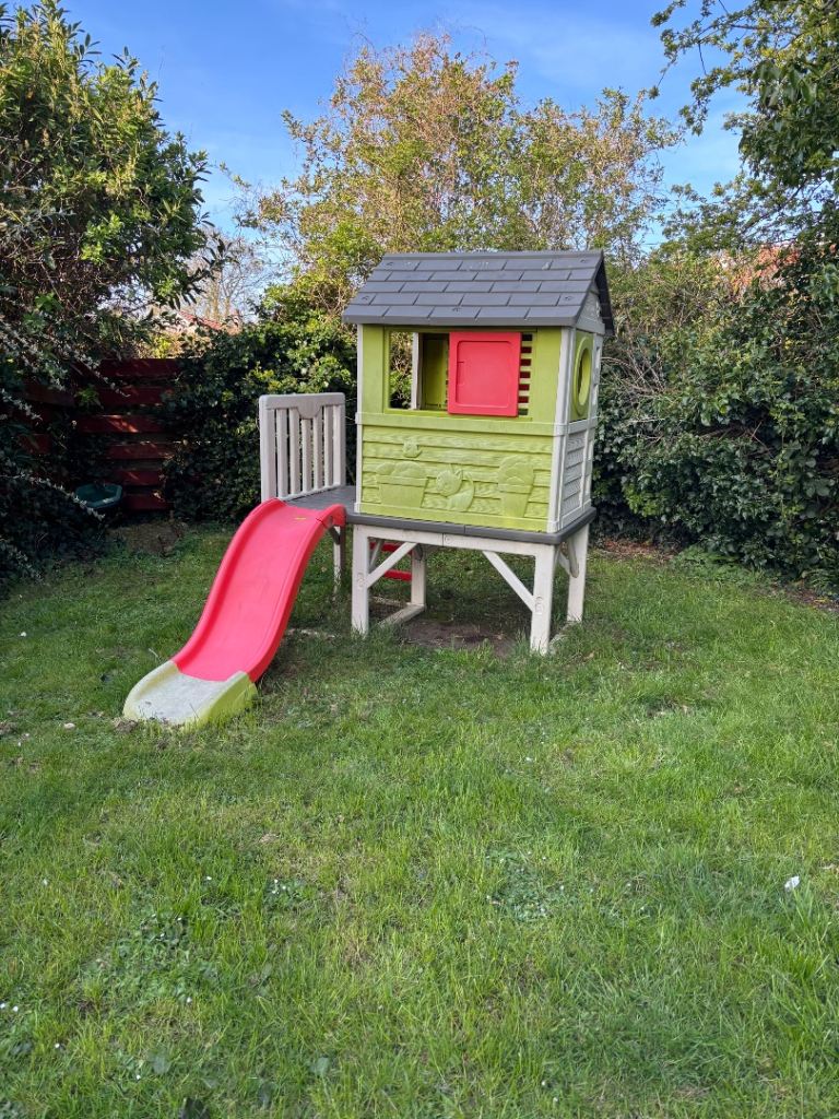 Kids play house on stilts. Collection Only