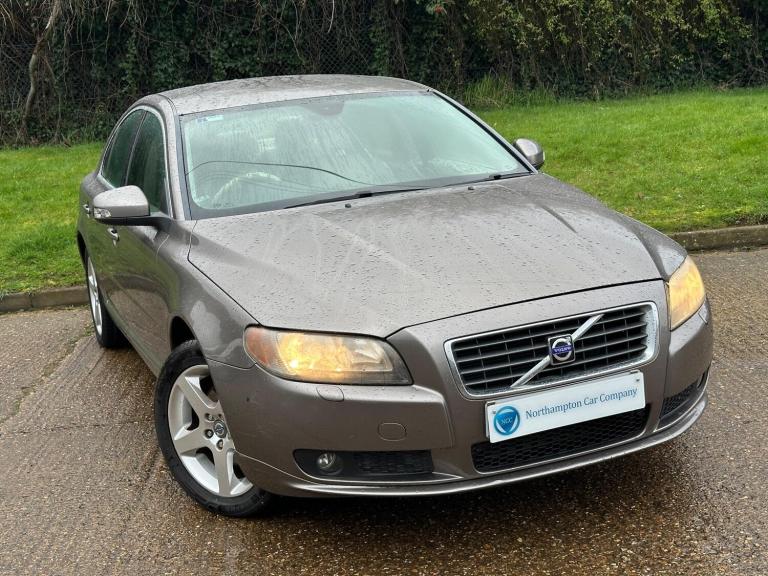 2007 Volvo S80 2.4 D5 SE Lux Saloon 4dr Diesel Geartronic (193 g/km, 182 bhp) SALOON Diesel Autom...