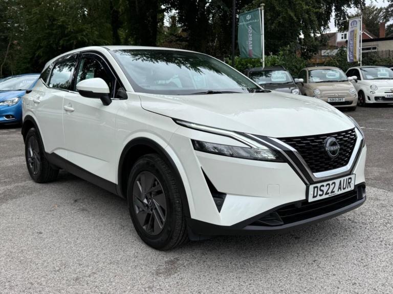 2022 Nissan Qashqai 1.3 DIG-T MHEV Acenta Premium Euro 6 (s/s) 5dr Hatchback Hybrid Manual