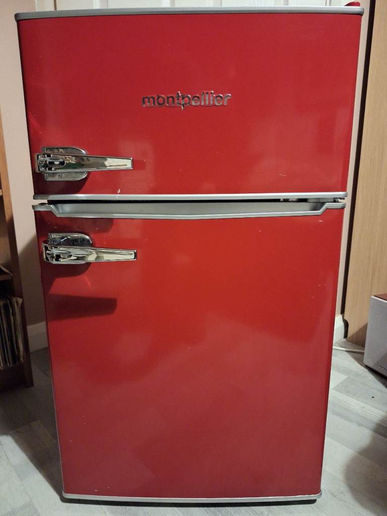 Montpellier retro under-counter fridge freezer