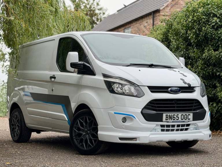 2015 Ford Transit Custom 2.2 TDCI SWB Sport Panel Van Diesel Manual NO VAT