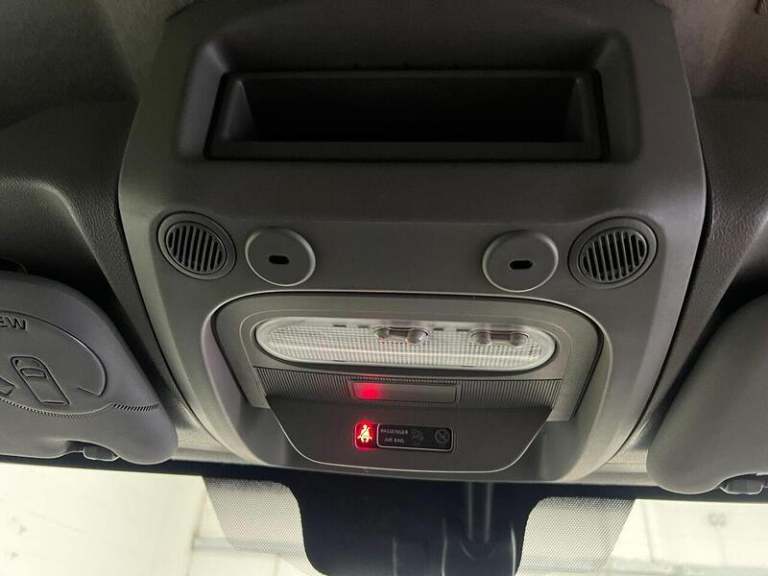 2023 Renault Master LM35dCi 135 Business+ Medium Roof Van PANEL VAN DIESEL Manual