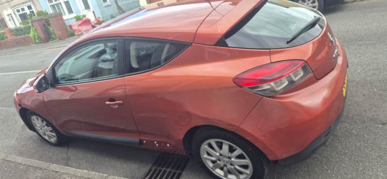 Renault, MEGANE, Coupe, 2009, Manual, 1461 (cc), 2 doors