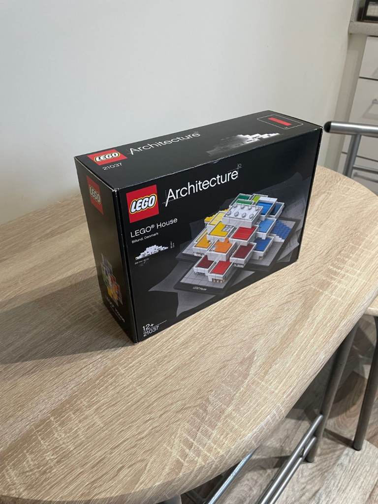 LEGO ARCHITECTURE set: Lego House (21037) NEW & UNOPENED