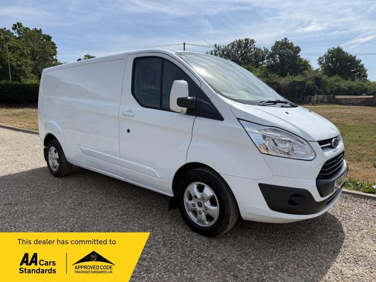 Ford Transit Custom 2.0 TDCi 290 Limited Panel Van 5dr Diesel Manual L2 H1 (172 g/km, 168 bhp) Di...