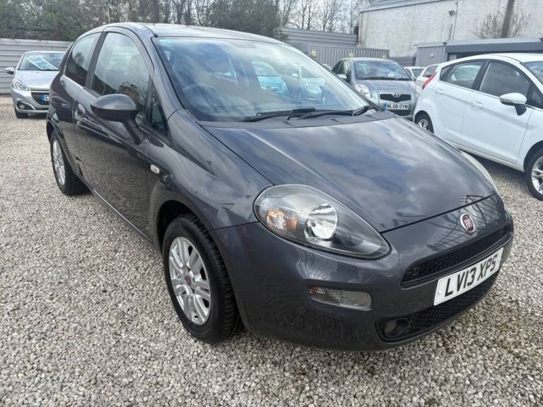 2013 Fiat Punto 1.2 Easy 3dr [Start Stop] HATCHBACK PETROL Manual