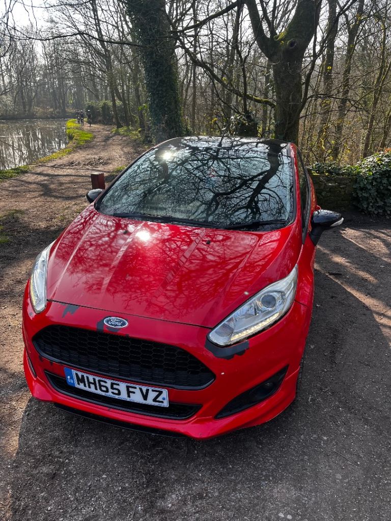 2016 ford fiesta red edition
