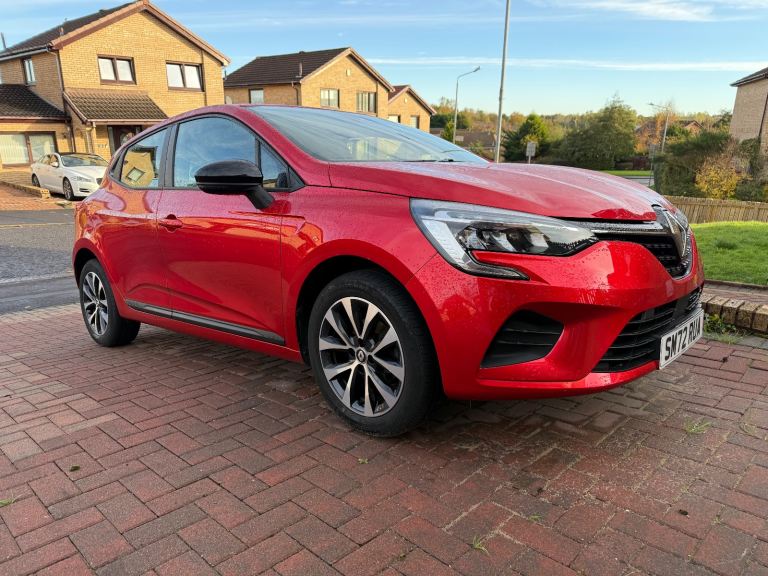 Renault CLIO, Hatchback, 2022, Manual, 999 (cc), 5 doors