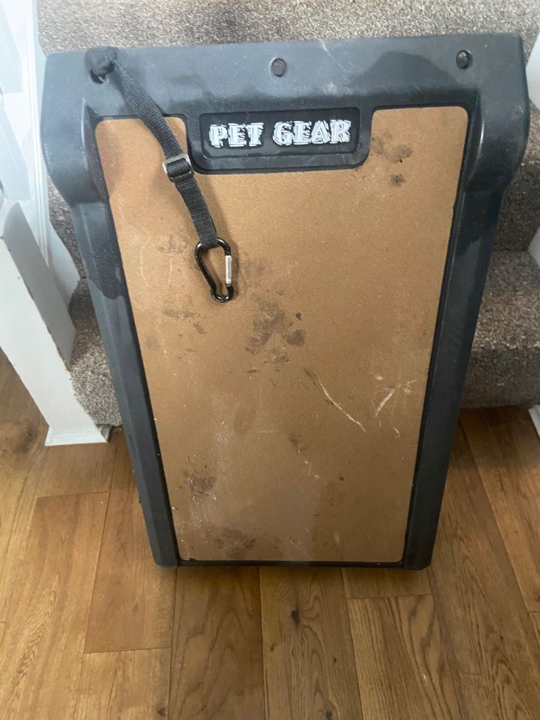 PET GEAR TRIFOLD DOG RAMP *Reduced Price*