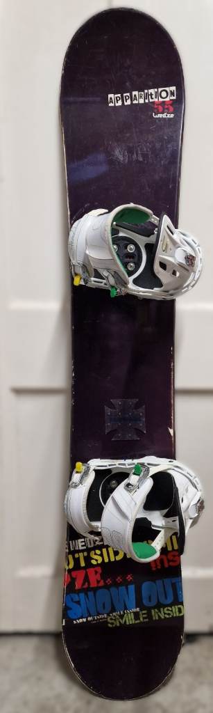 Apparition 155 cm Snowboard with Fast fit Snowboard Bindings