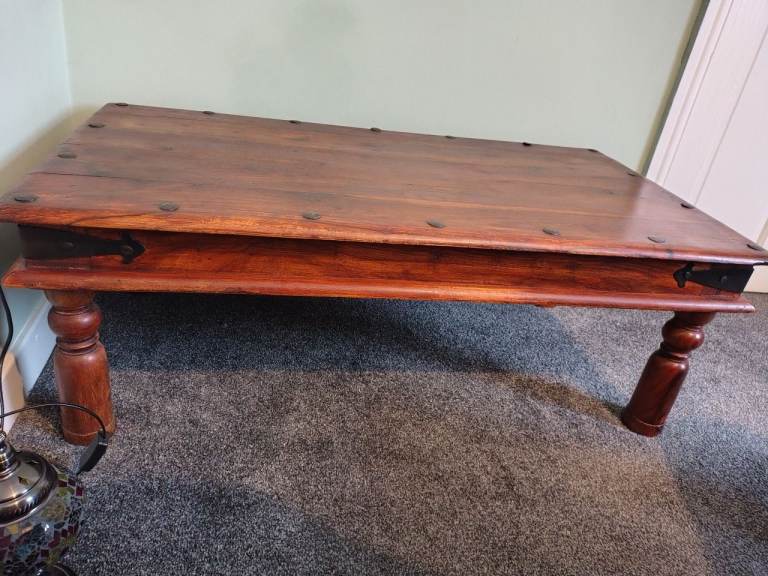 Coffe Table.